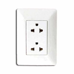 Tomacorriente Doble Universal con Línea Tierra BM1208 OPALUX